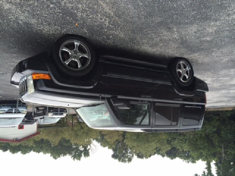 2006 Jeep Commander Image 4