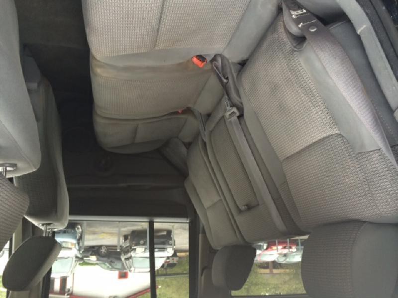 2006 Jeep Commander Image 7