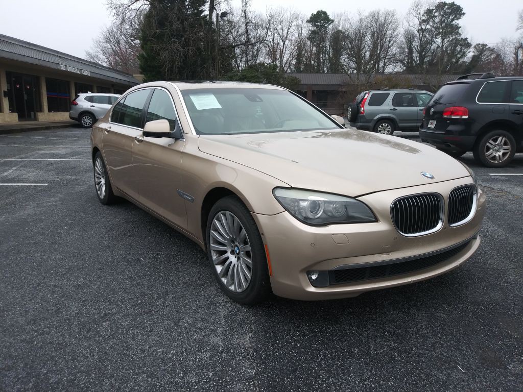 2009 BMW 7 Series Image 4