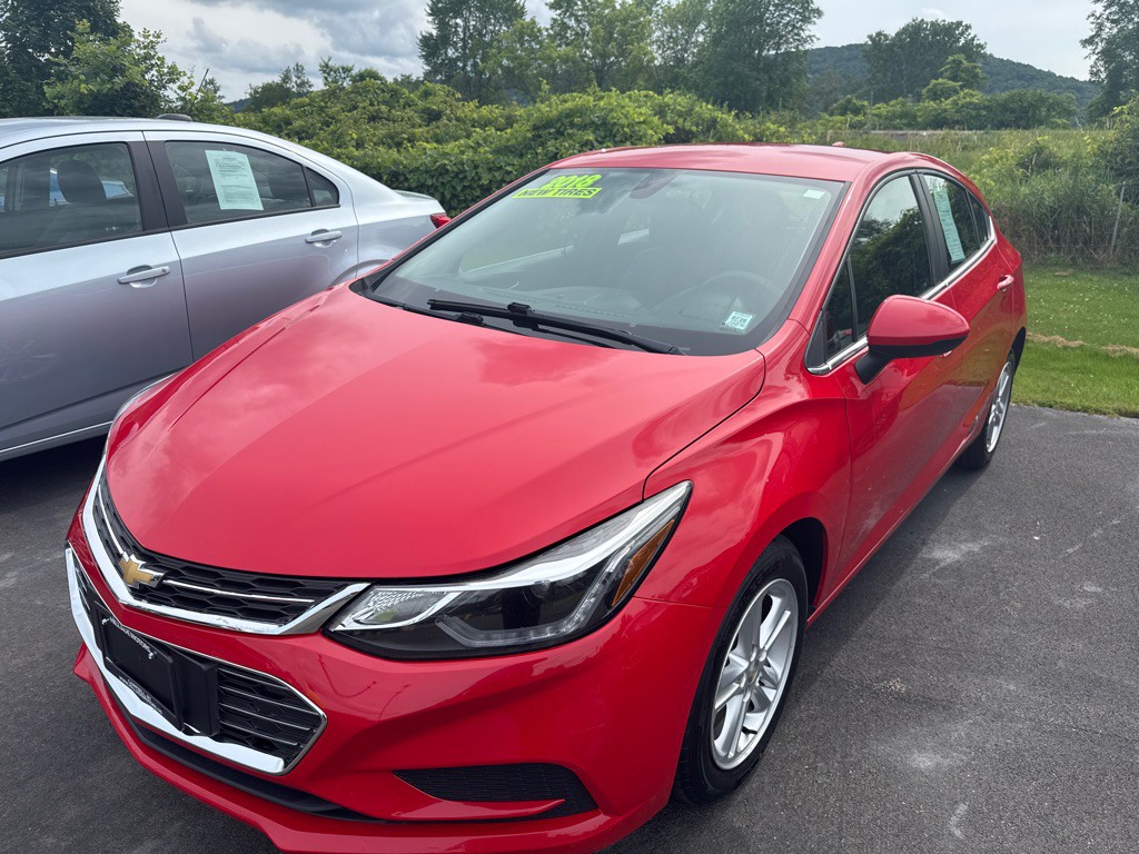 2018 Chevrolet Cruze Image 1