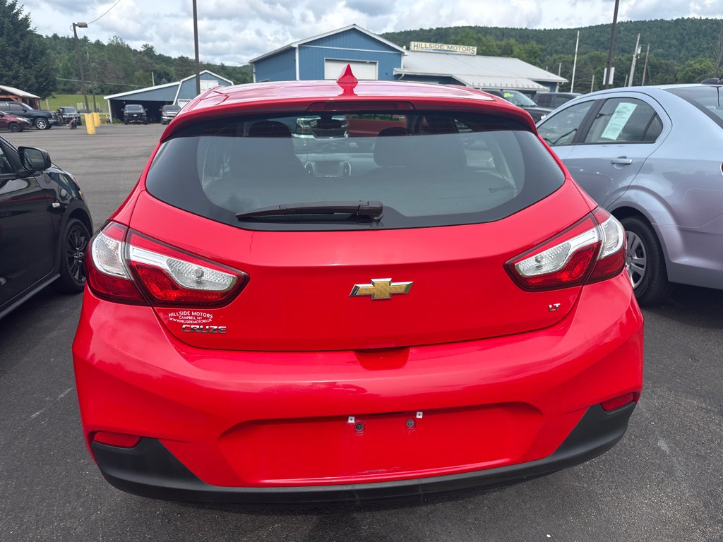 2018 Chevrolet Cruze Image 5