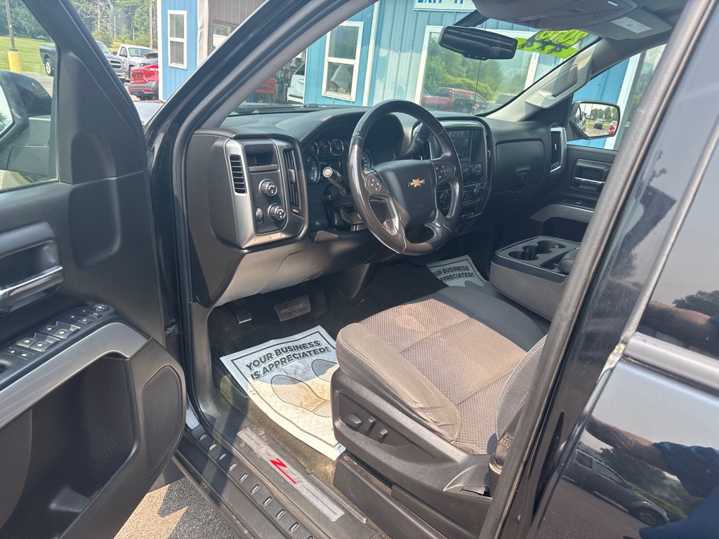2018 Chevrolet Silverado 1500 Image 2