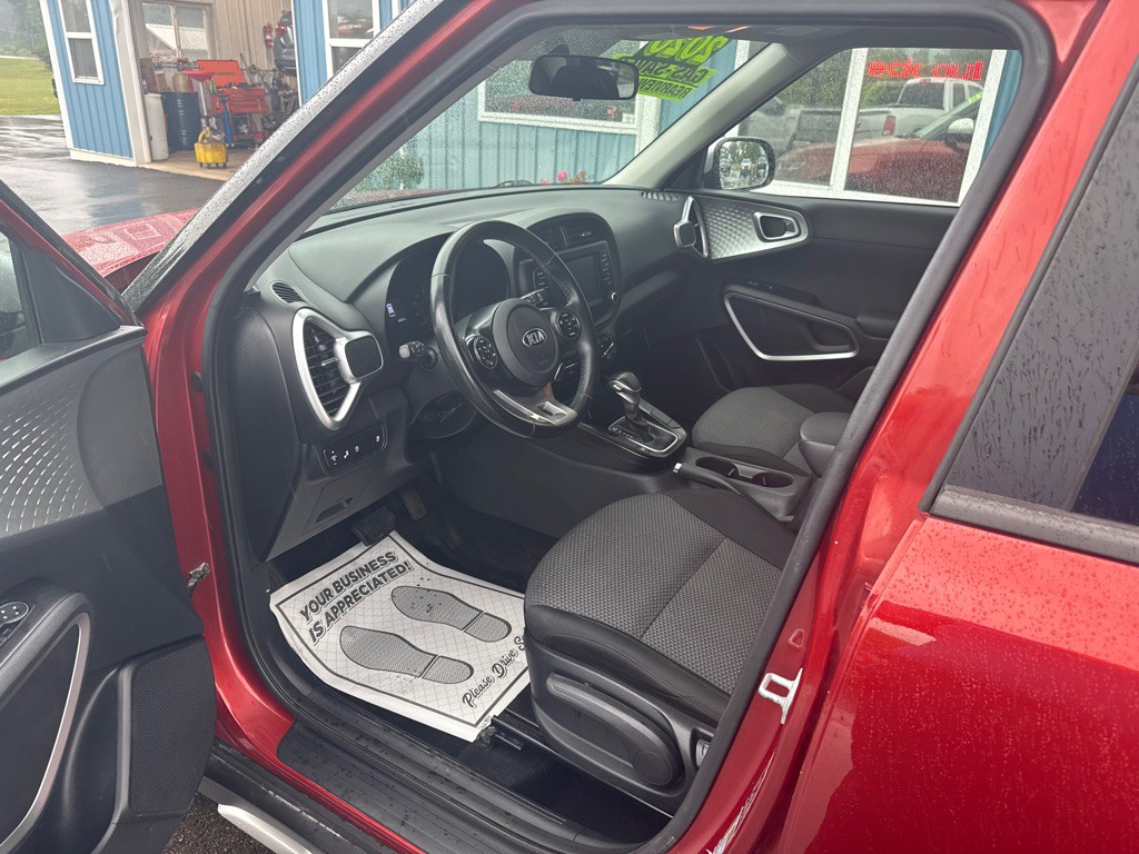 2020 Kia Soul Image 2