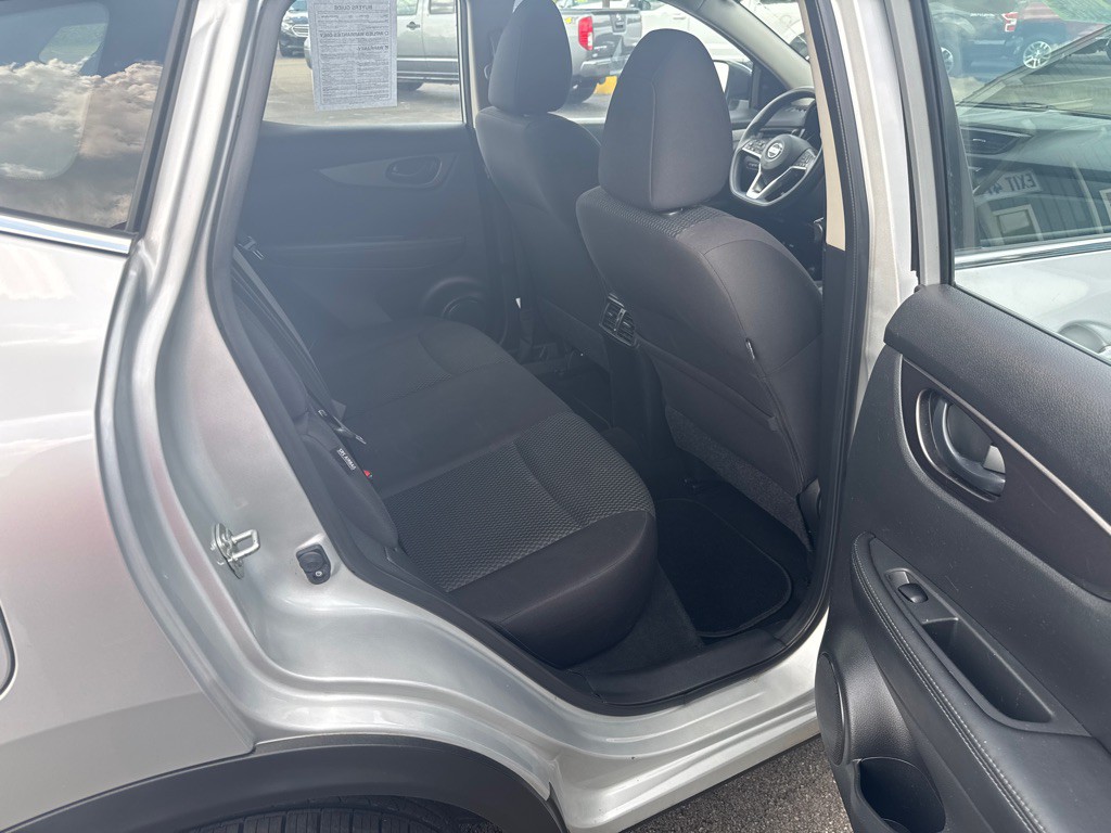 2020 Nissan Rogue Image 7
