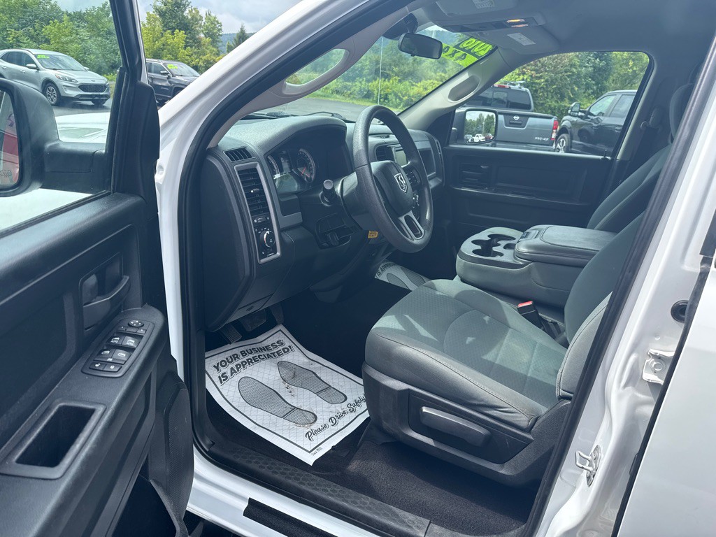 2018 RAM 1500 Image 2