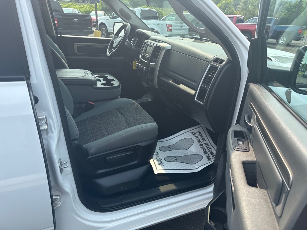 2019 RAM 1500 Image 8