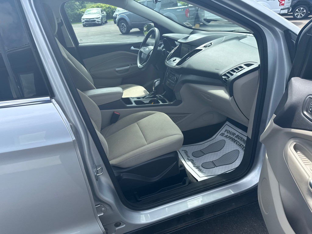 2019 Ford Escape Image 8