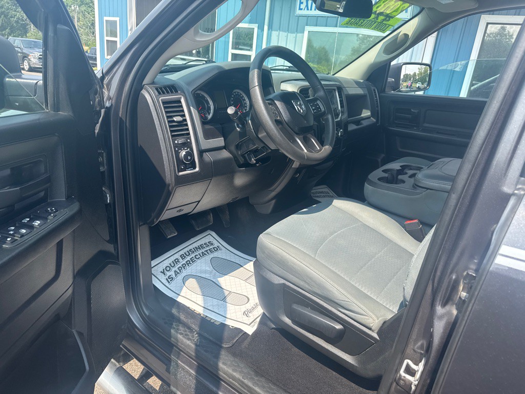 2018 RAM 1500 Image 2