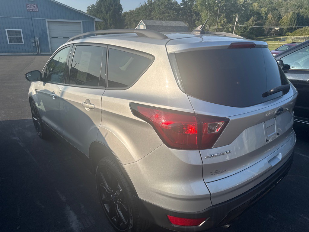 2019 Ford Escape Image 4