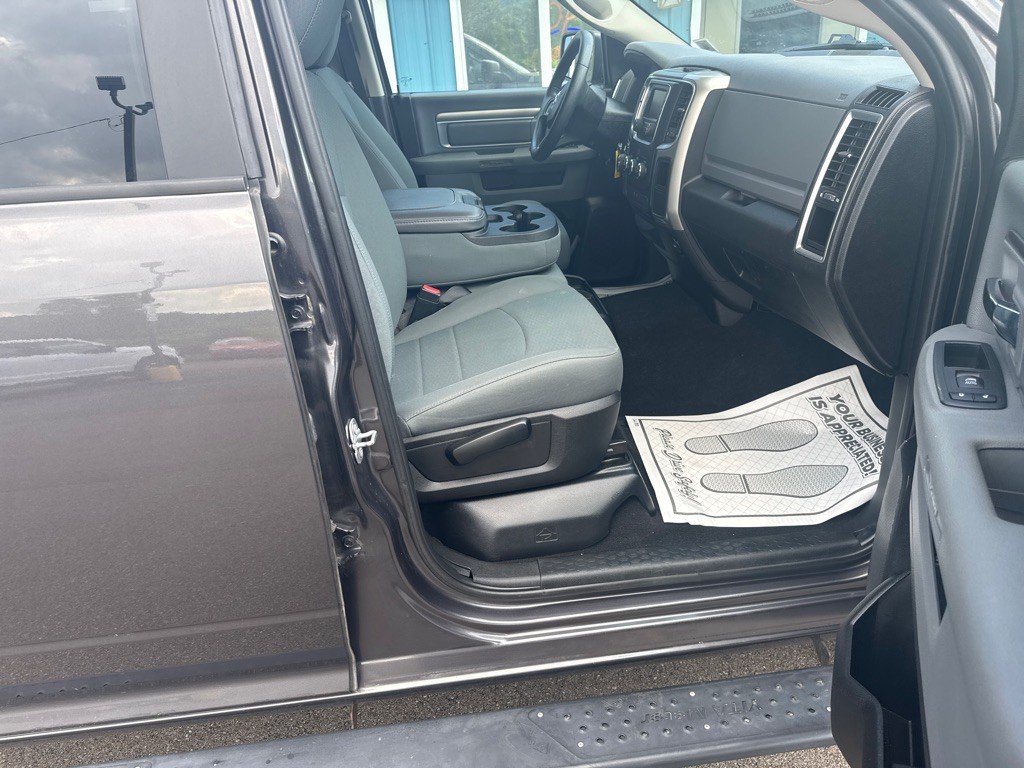 2019 RAM 1500 Image 8
