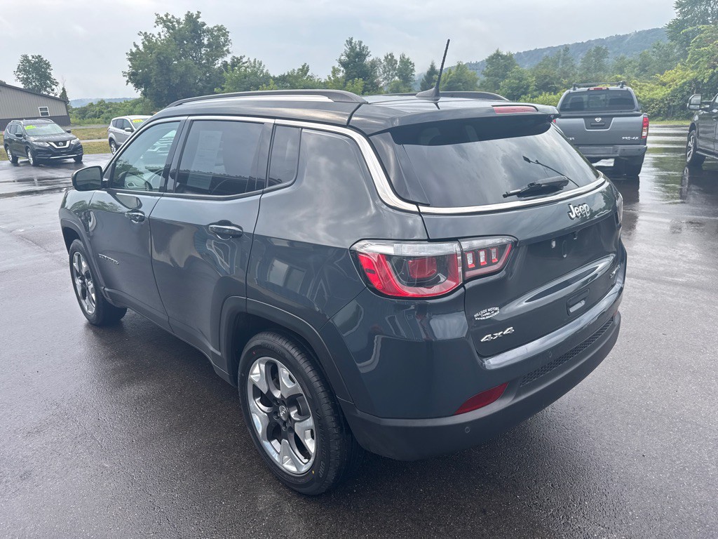 2018 Jeep Compass Image 4