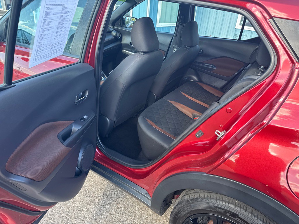 2020 Nissan Kicks Image 3