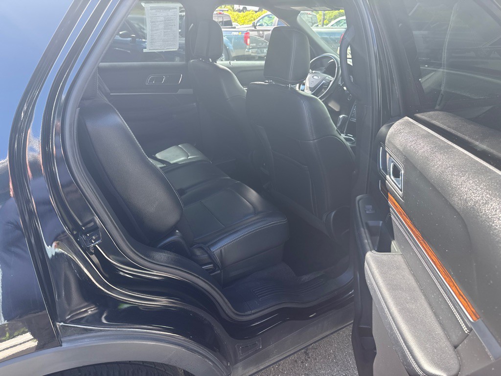 2018 Ford Explorer Image 8