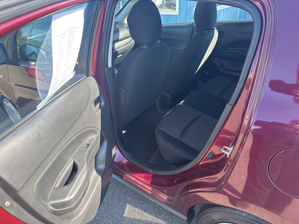 2021 Mitsubishi Mirage Image 3