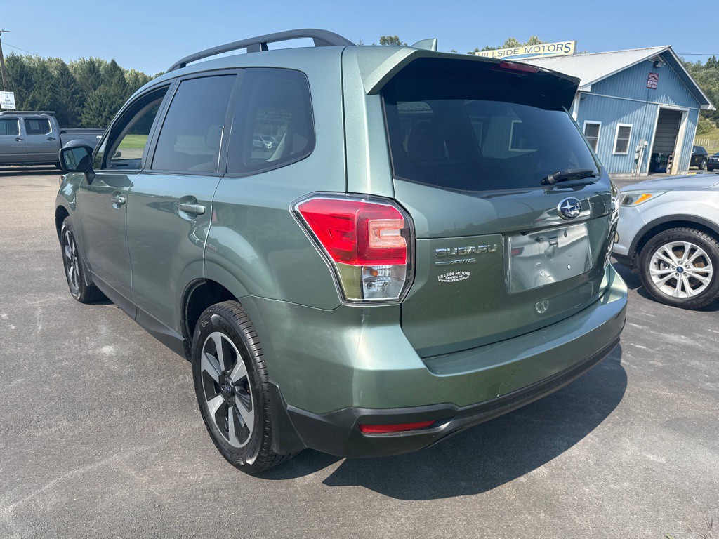 2018 Subaru Forester Image 4