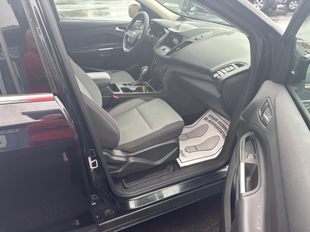 2019 Ford Escape Image 8