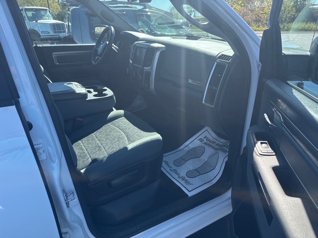 2019 RAM 1500 Image 8
