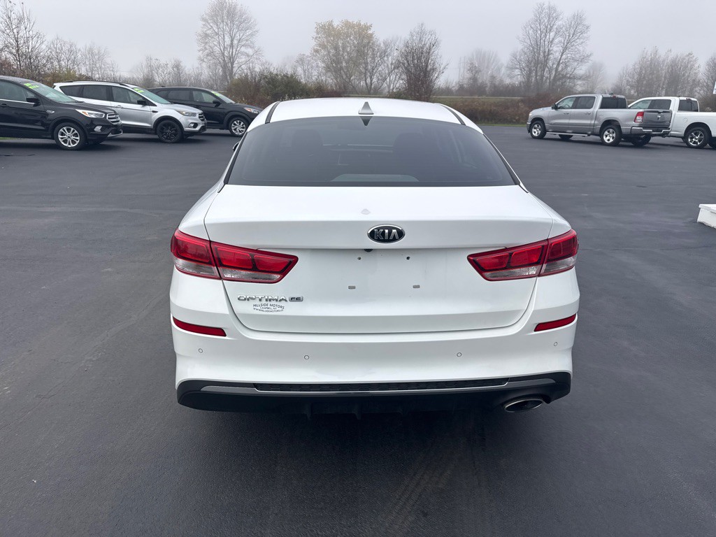 2020 Kia Optima Image 5