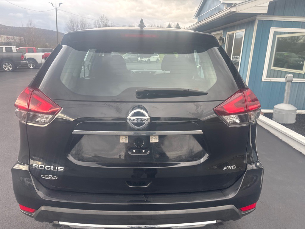 2019 Nissan Rogue Image 5