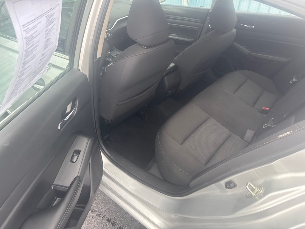 2020 Nissan Altima Image 3