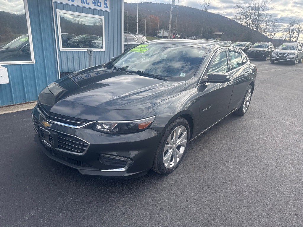 2018 Chevrolet Malibu Image 1