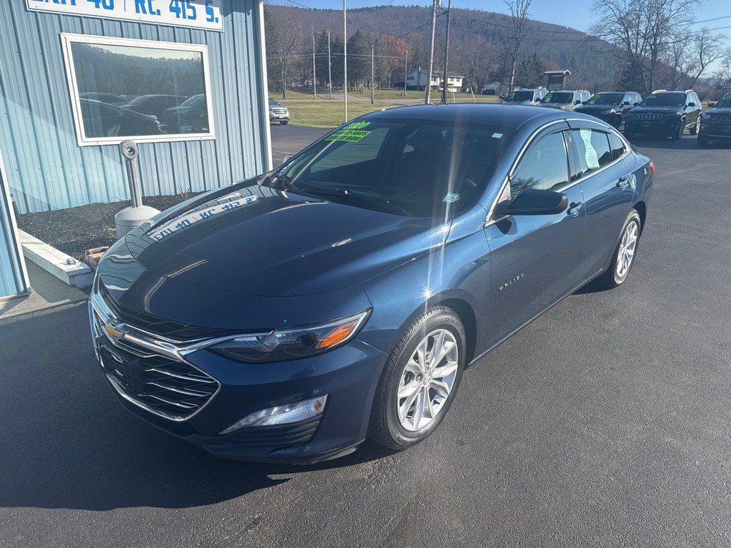 2020 Chevrolet Malibu Image 1