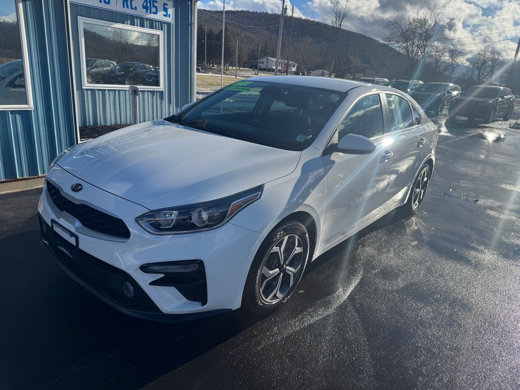 2019 Kia Forte Image 1
