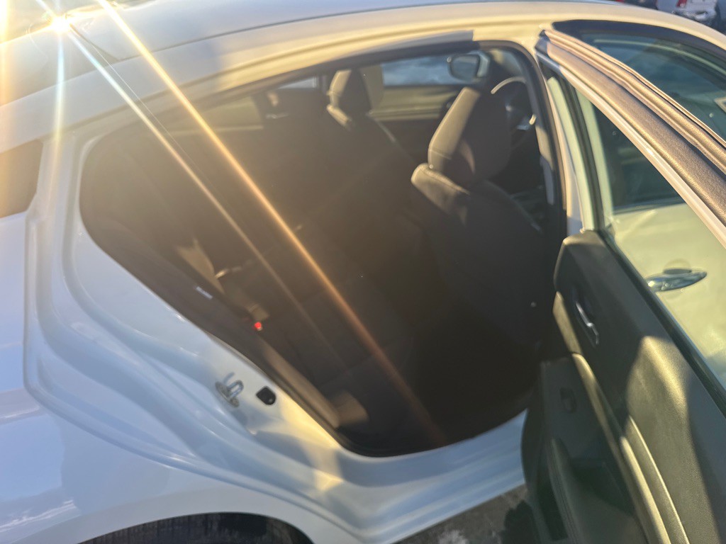 2020 Nissan Altima Image 7