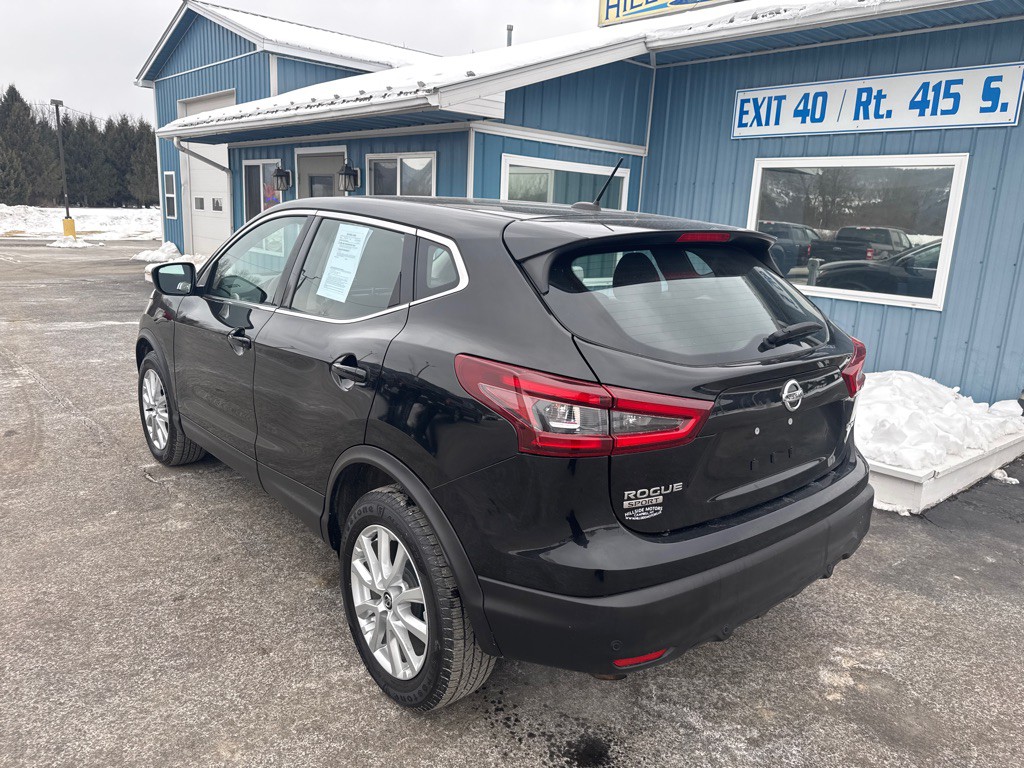 2022 Nissan Rogue Image 4