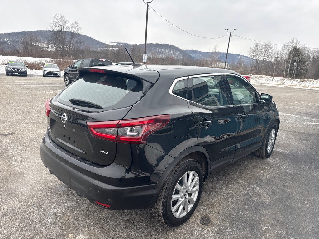 2022 Nissan Rogue Image 6