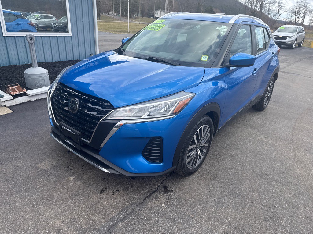 2021 Nissan Kicks Image 1