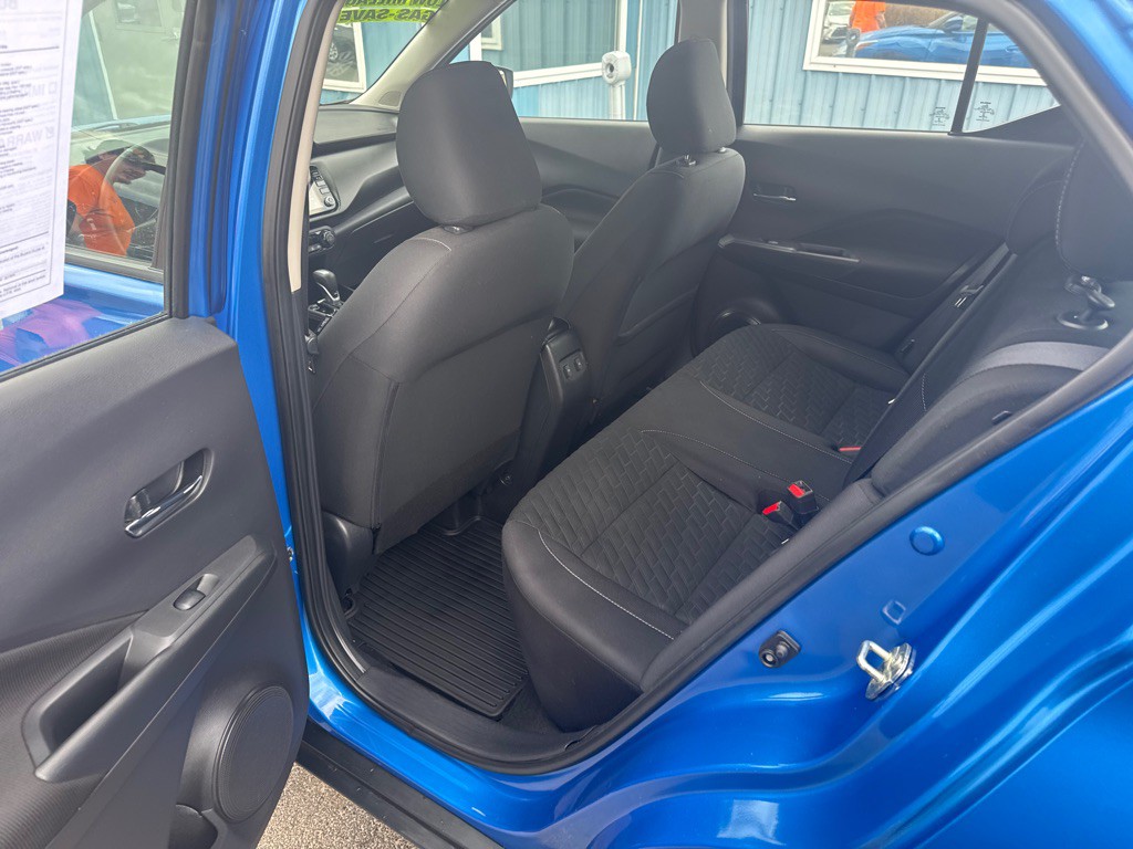 2021 Nissan Kicks Image 3