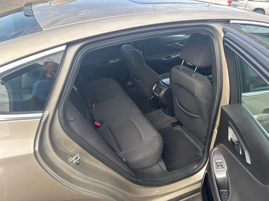 2022 Chevrolet Malibu Image 7