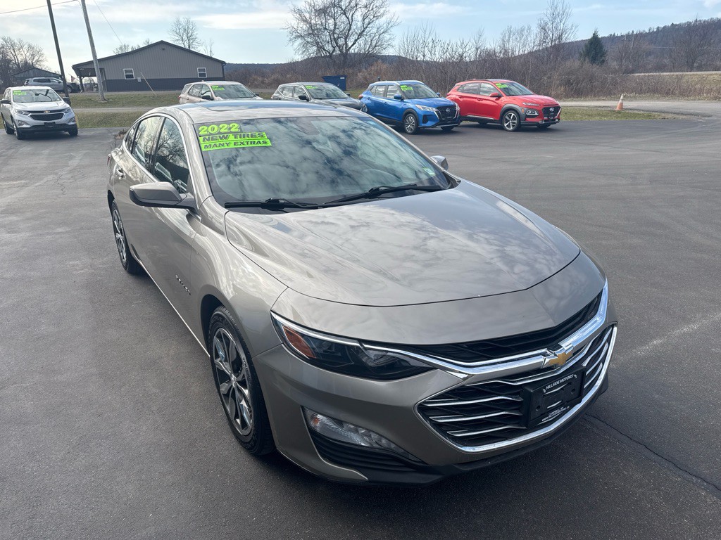 2022 Chevrolet Malibu Image 9