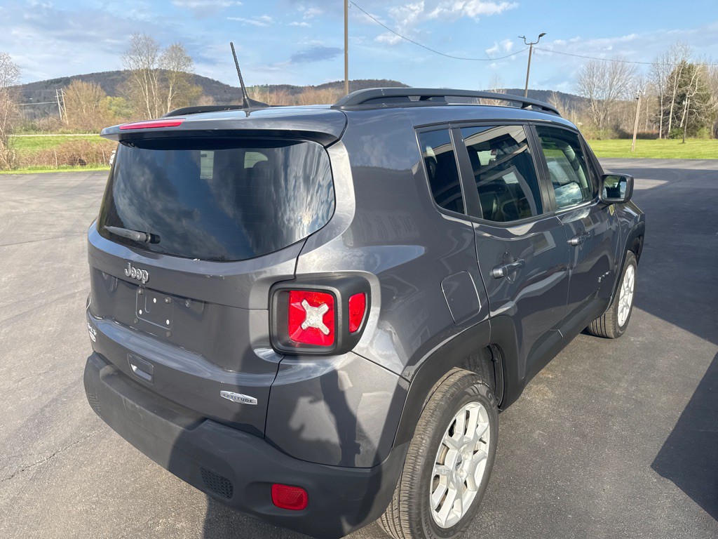 2022 Jeep Renegade Image 6