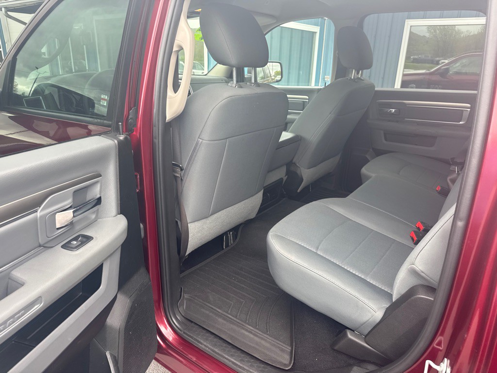 2020 RAM 1500 Image 3