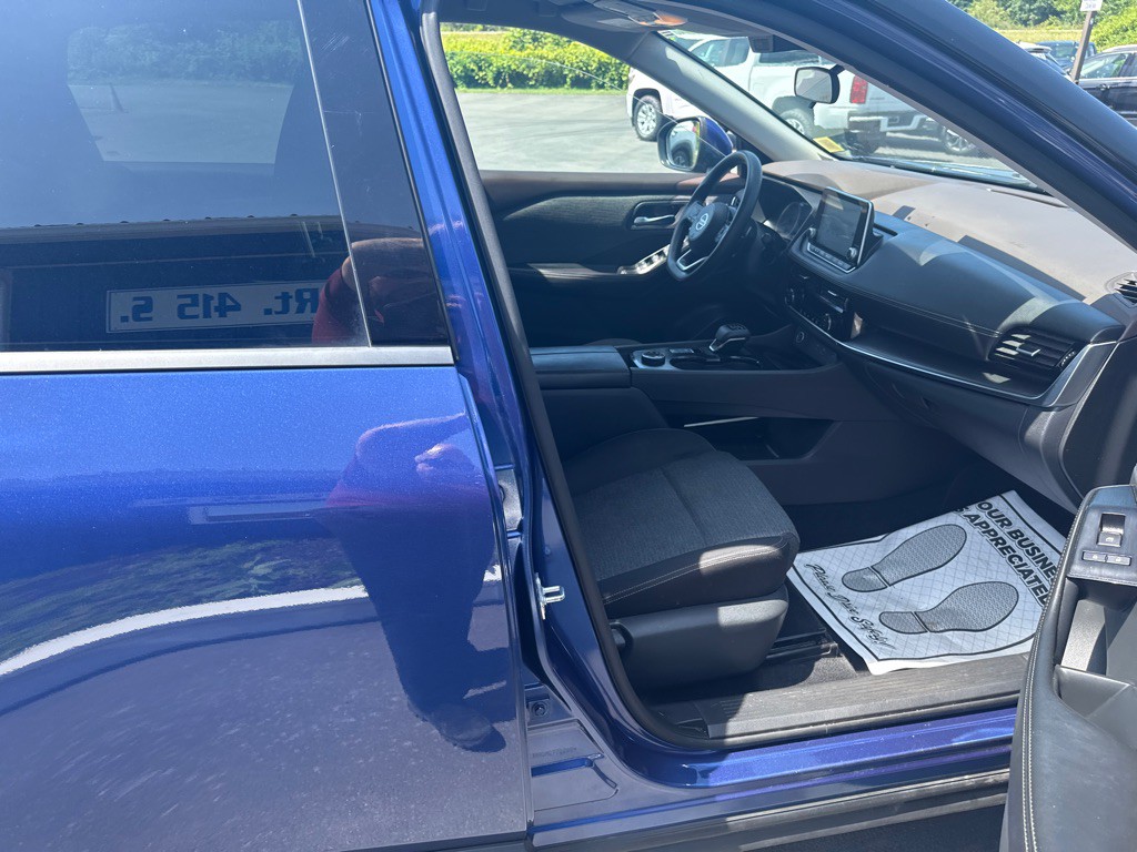 2021 Nissan Rogue Image 8