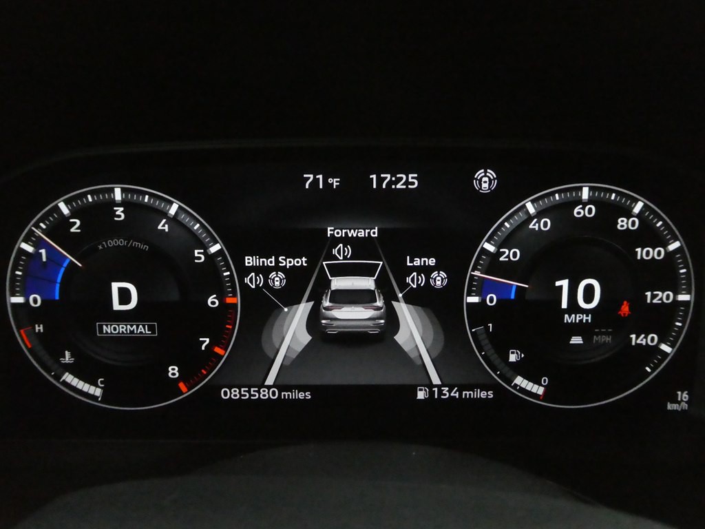2022 Mitsubishi Outlander Image 26