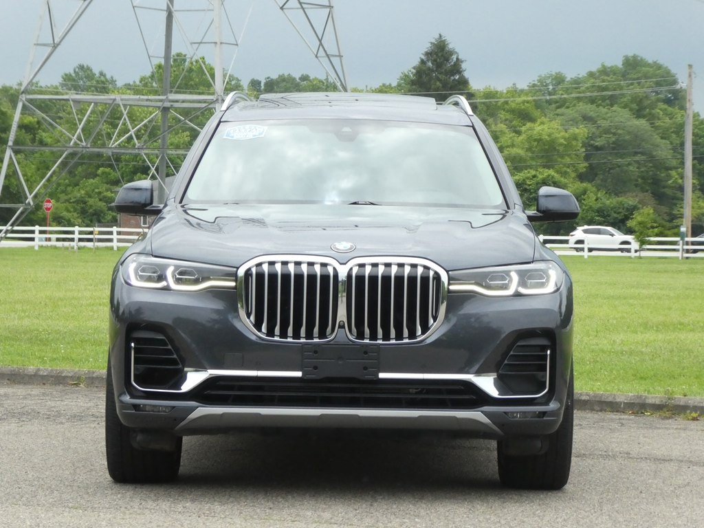 2019 BMW X7 Image 2