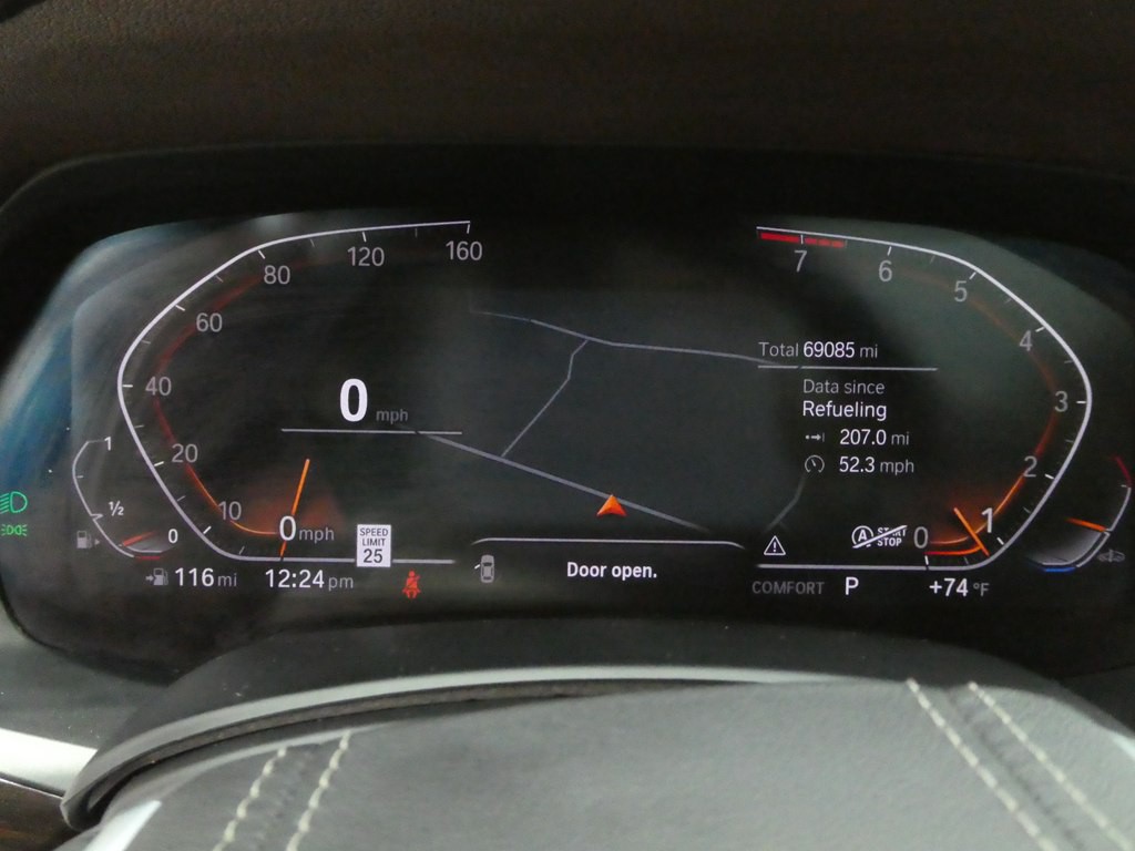 2019 BMW X7 Image 28
