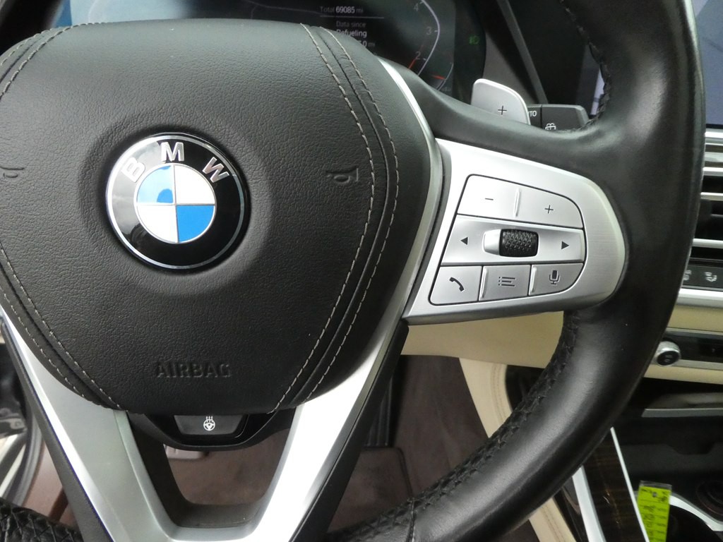 2019 BMW X7 Image 30