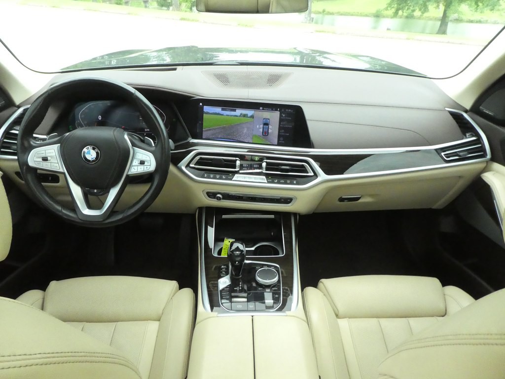2019 BMW X7 Image 40