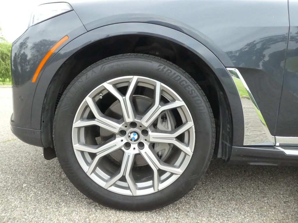 2019 BMW X7 Image 43