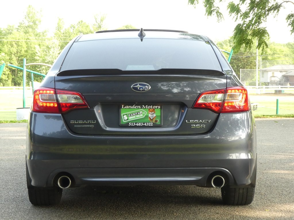 2017 Subaru Legacy Image 7