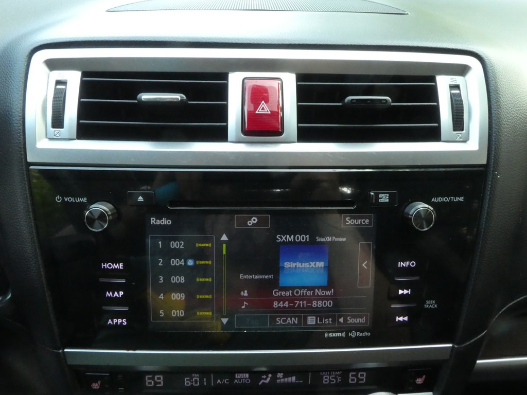 2017 Subaru Legacy Image 26