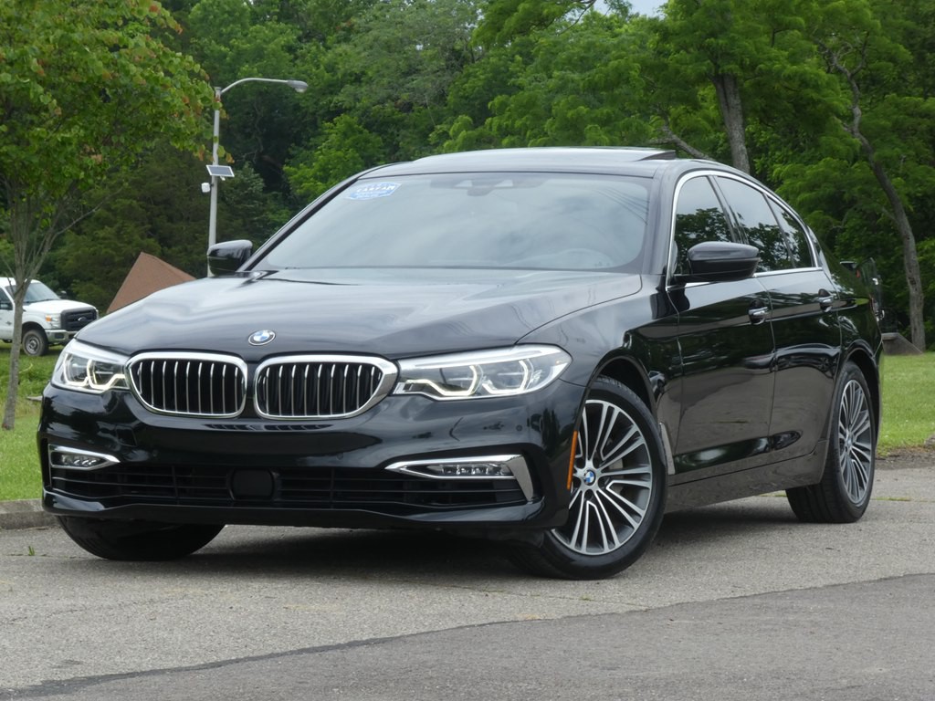 2018 BMW 5 Series Image 1