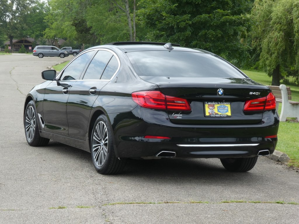2018 BMW 5 Series Image 8
