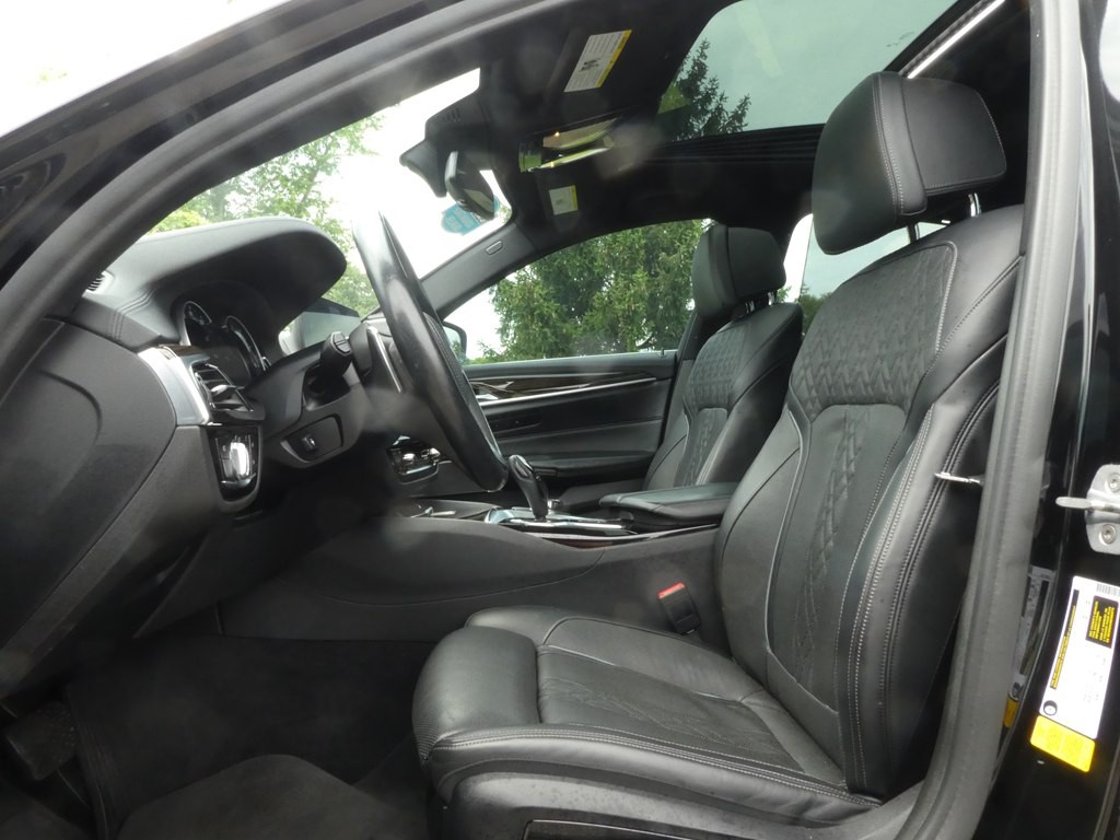 2018 BMW 5 Series Image 14