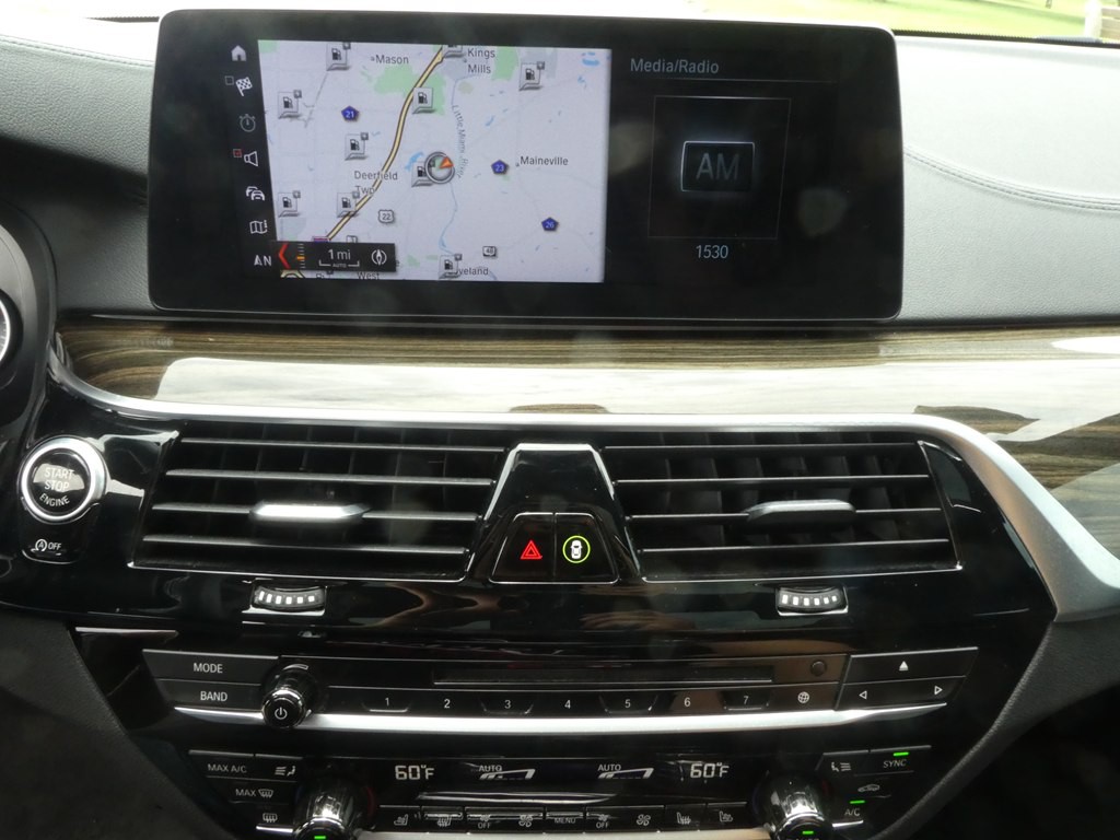 2018 BMW 5 Series Image 27