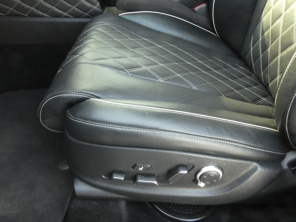 2022 Genesis GV80 Image 13